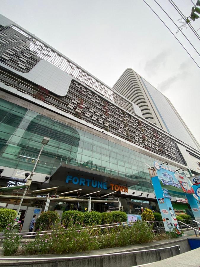 Sura Hostel Bangkok Near Mrt Phra Ram 9 Banguecoque