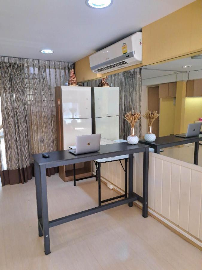 Sura Hostel Bangkok Near Mrt Phra Ram 9 *