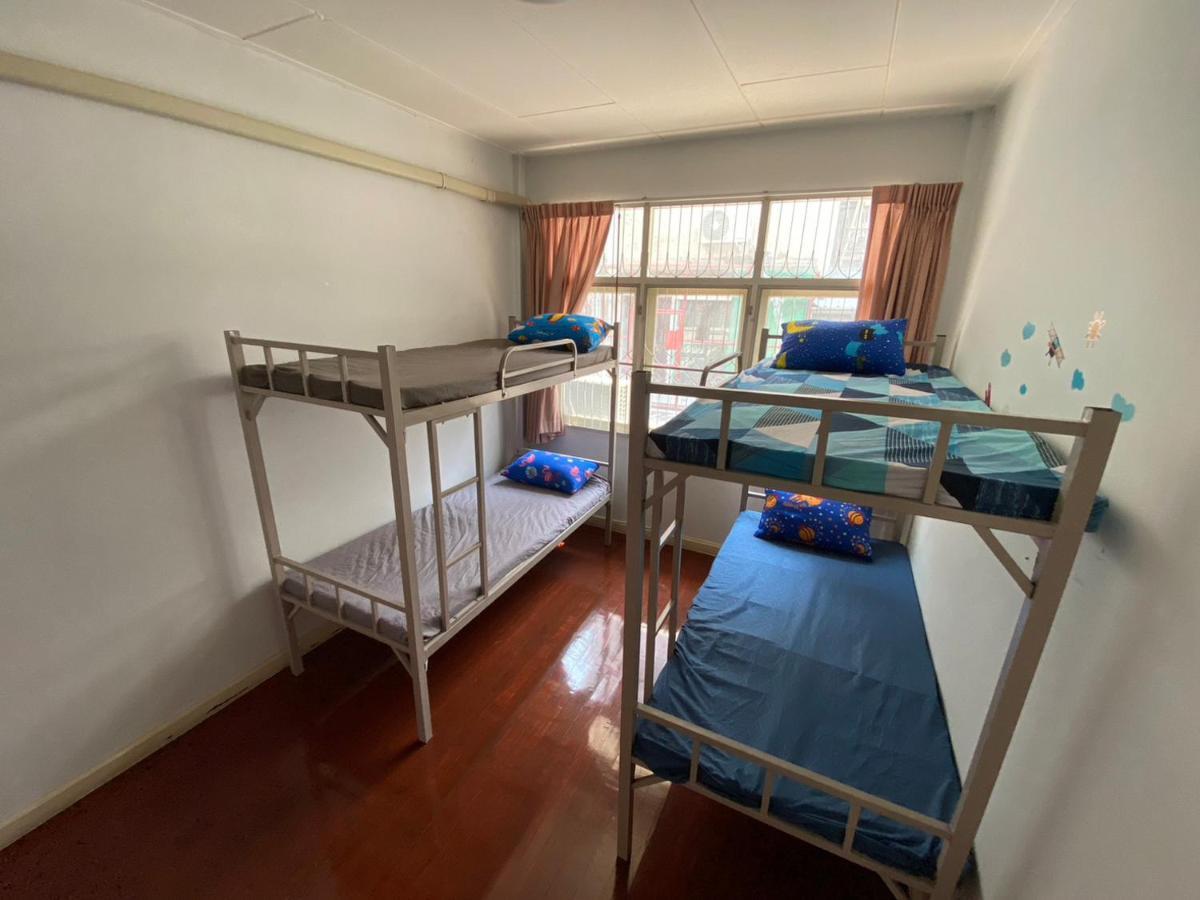 Albergue Sura Hostel Bangkok Near Mrt Phra Ram 9 *