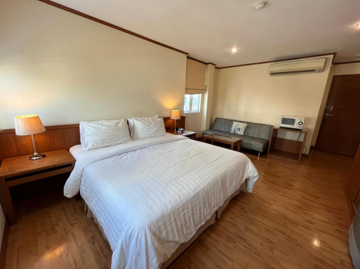 Jhouse Thonglor Hotel 4*