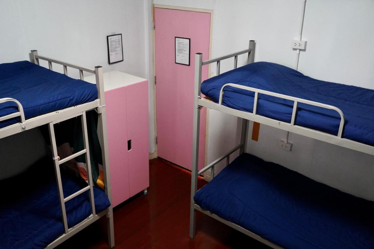 Hostel Sura Hostel Bangkok Near Mrt Phra Ram 9 Bangkok