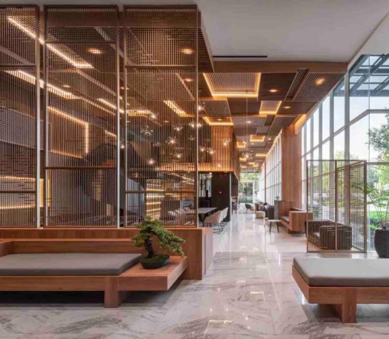Apartment 2 Bedrooms, 300 Metres Bts Ekkamai,sukhumvit