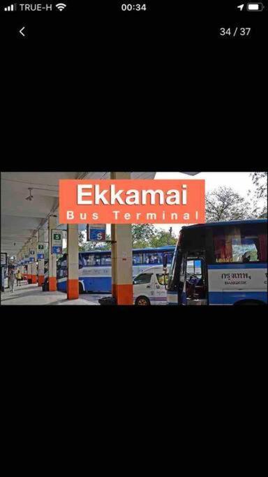 2 Bedrooms, 300 Metres Bts Ekkamai,sukhumvit Bangkok