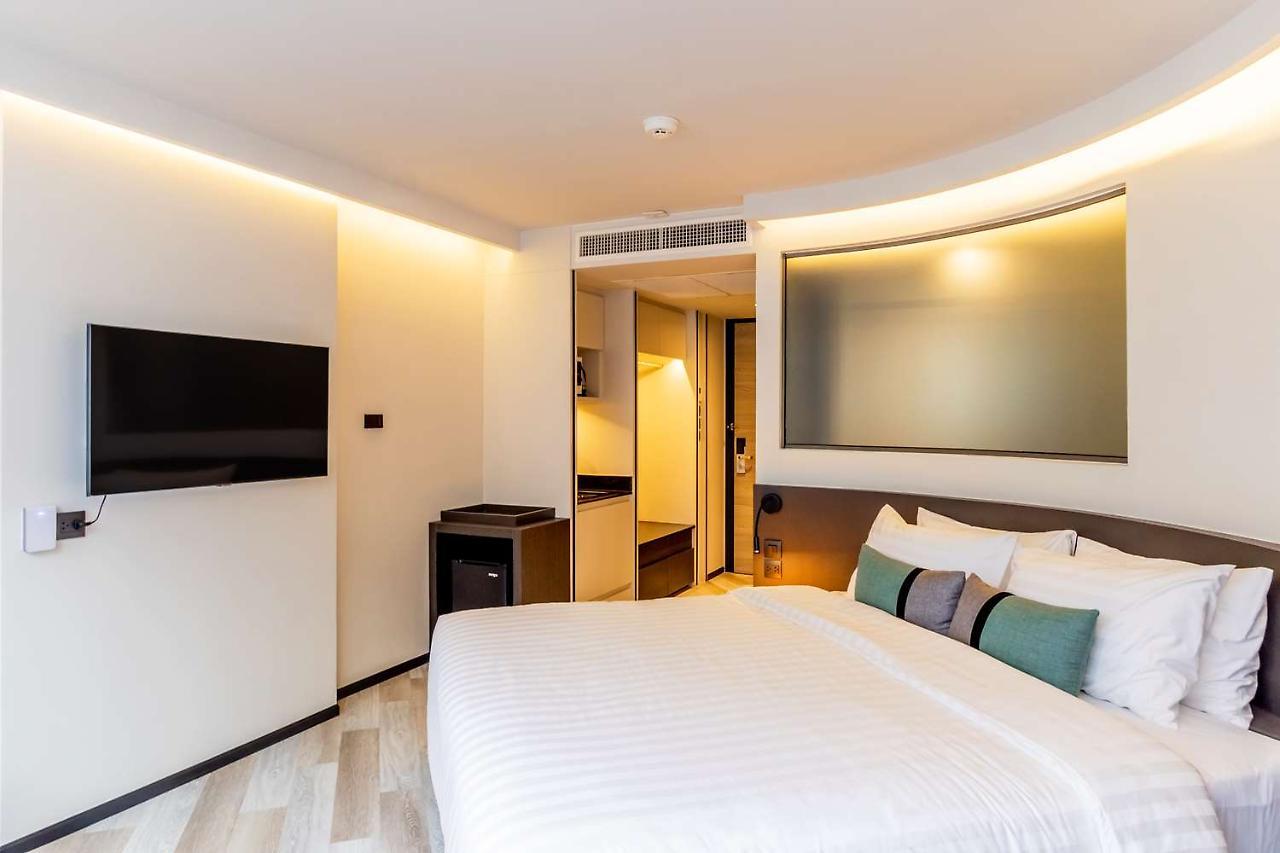 Seekers Finders Rama Iv Surestay Collection By Bw Bangkok