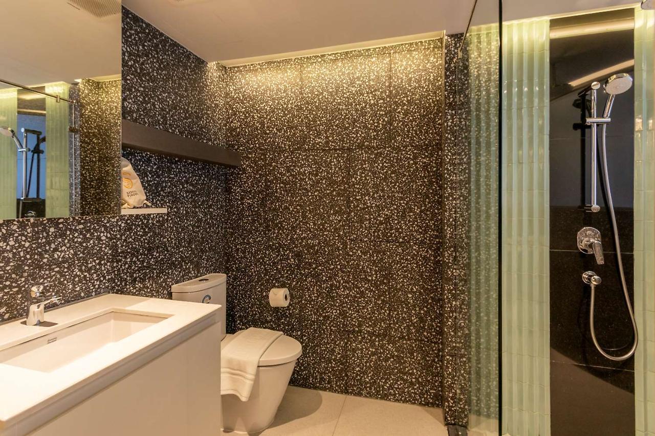 Hotel Seekers Finders Rama Iv Surestay Collection By Bw 3*