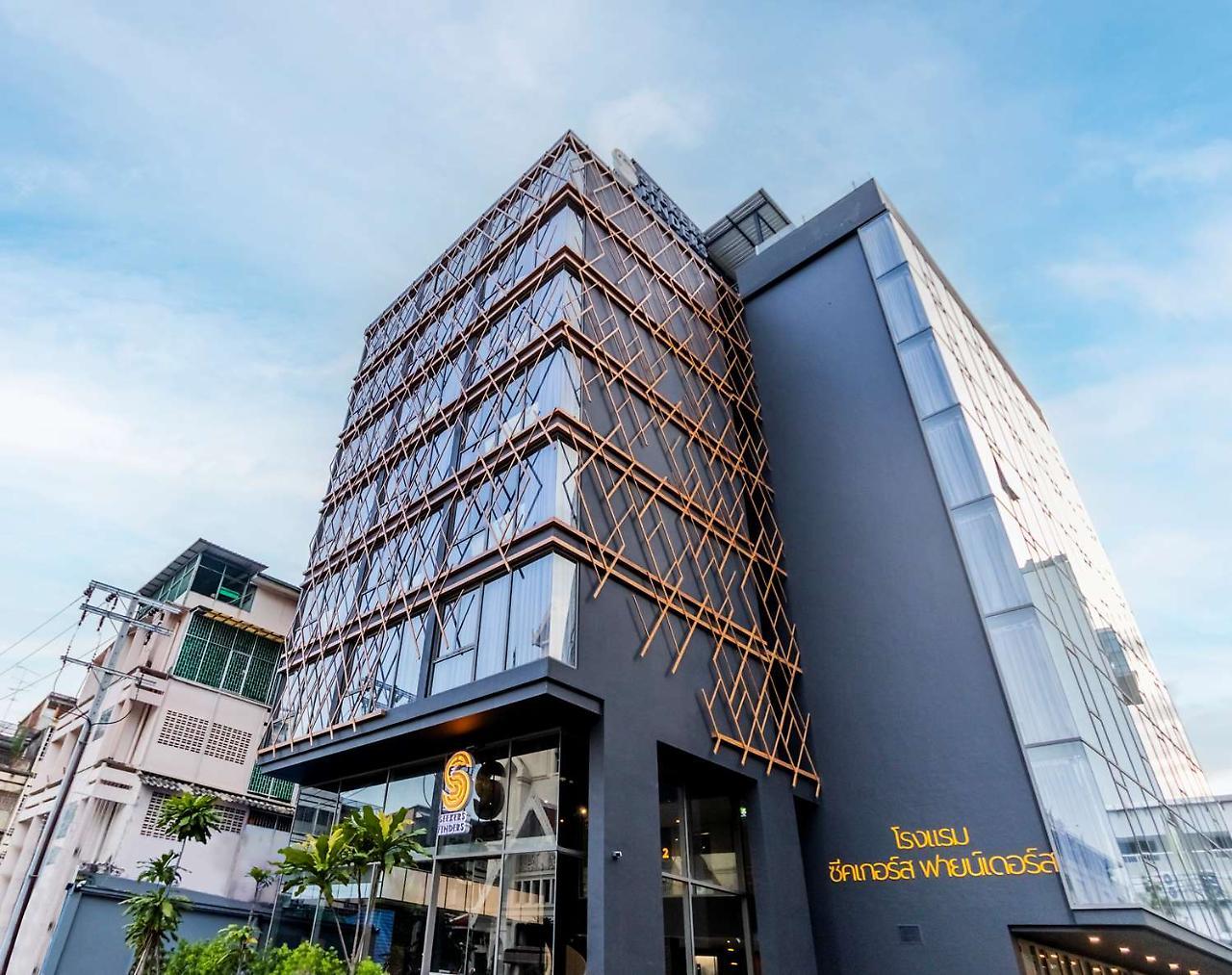 Hotel Seekers Finders Rama Iv Surestay Collection By Bw Banguecoque