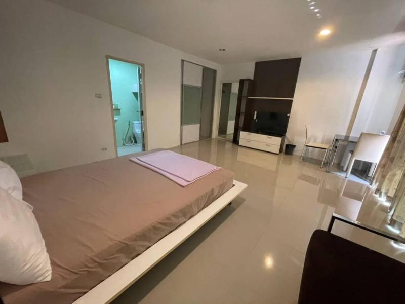 Atroomhostel Hostel