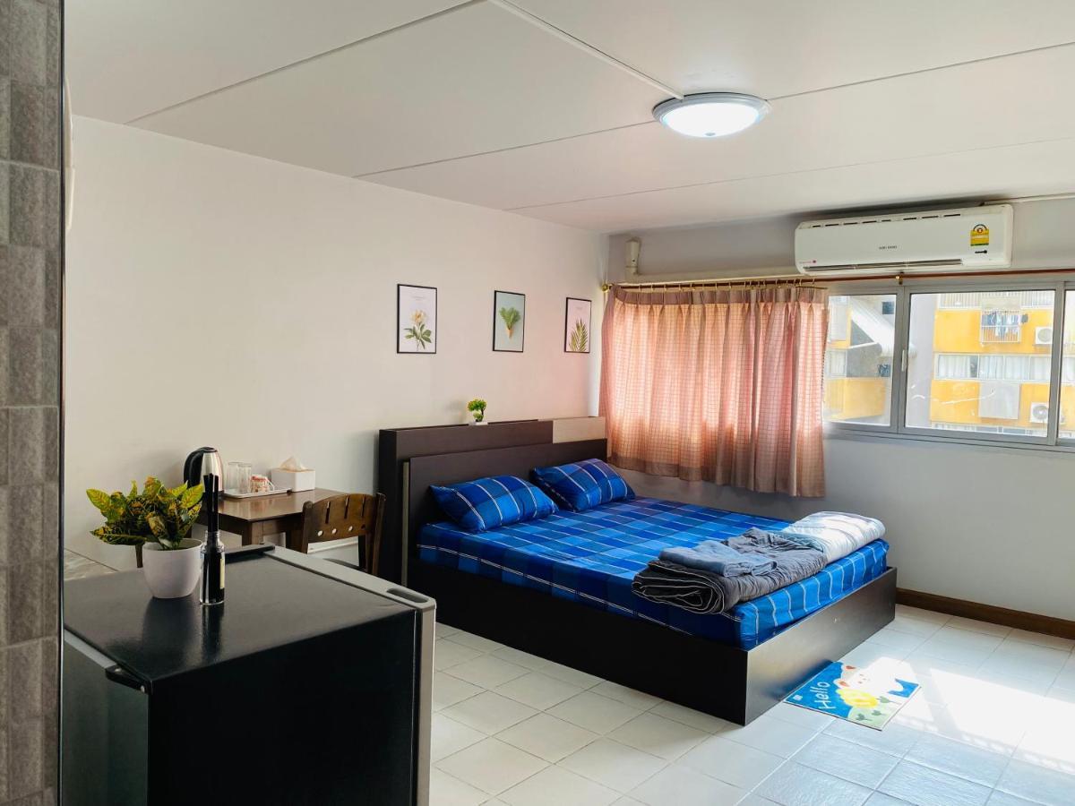 Popular T8 Fl.9.2 Apartment Bangkok