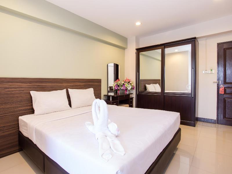 14 Avenue Hotel 3*