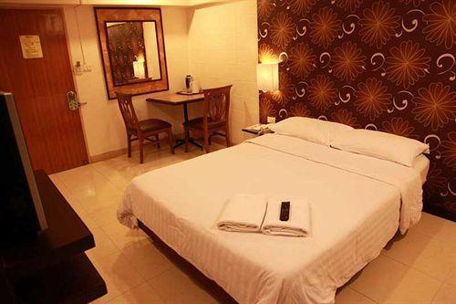 Synsiri 3 Ladprao 83 Hotel Bangkok