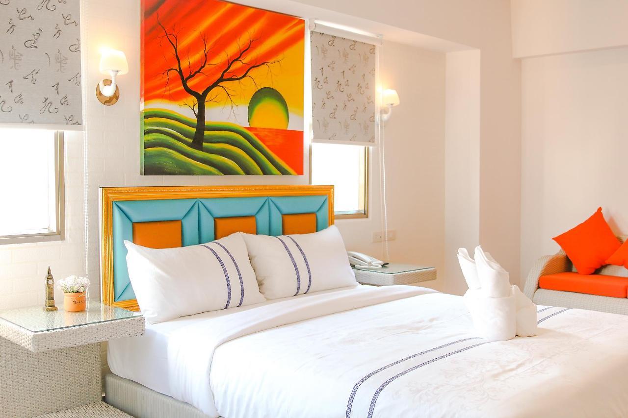 Hotel Maverick Ratchada Bangkok