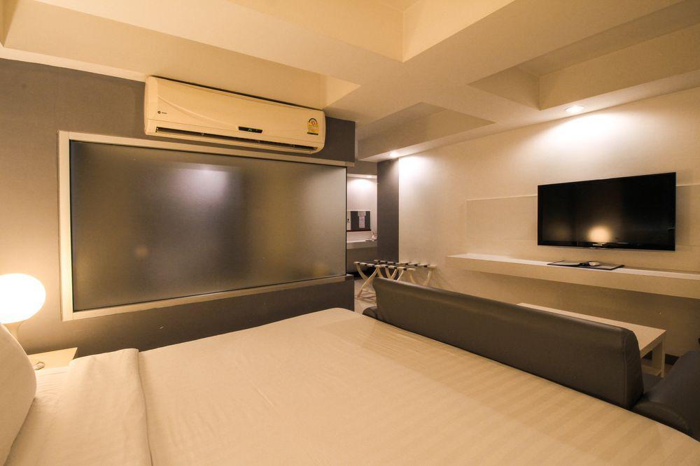 Myhotel Cmyk@ratchada Bangkok