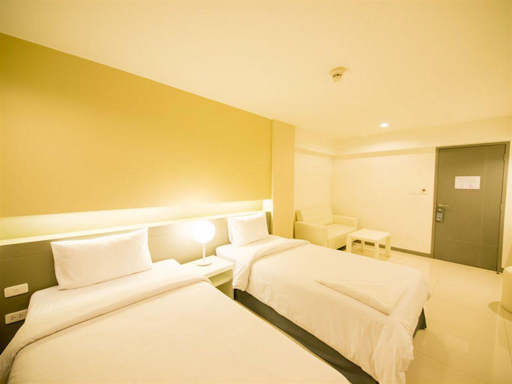 Hotel Myhotel Cmyk@ratchada Bangkok