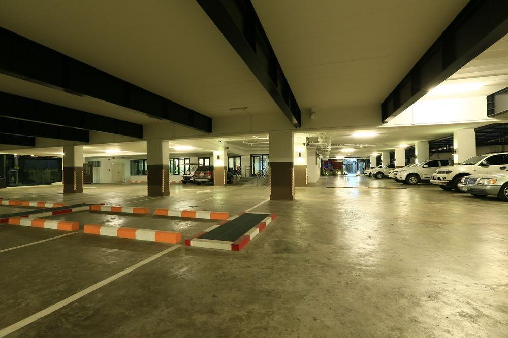 The Plimplace 2 Aparthotel