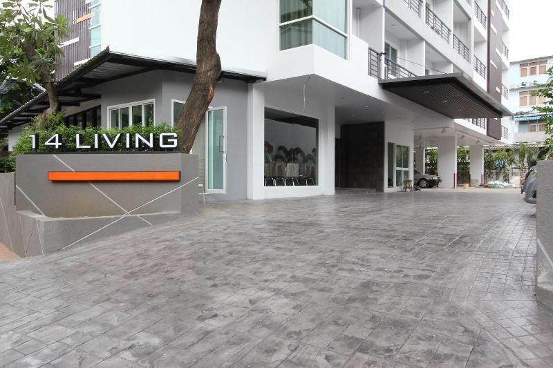 Hotel 14 Living