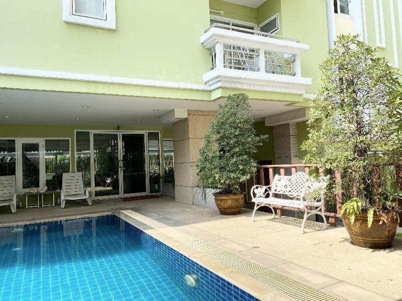 14 Place Sukhumvit