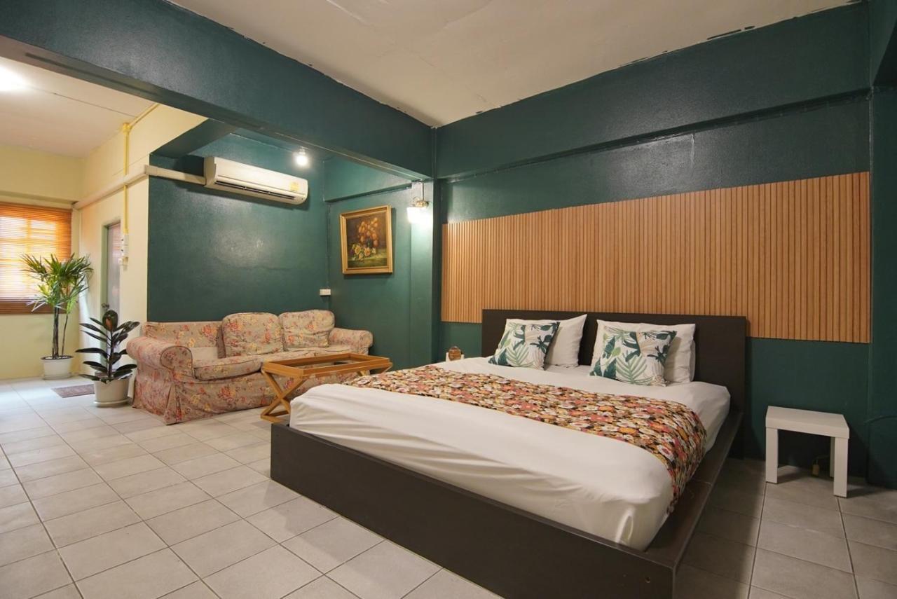 ปิดชั่วคราว สามยอด Apartment *