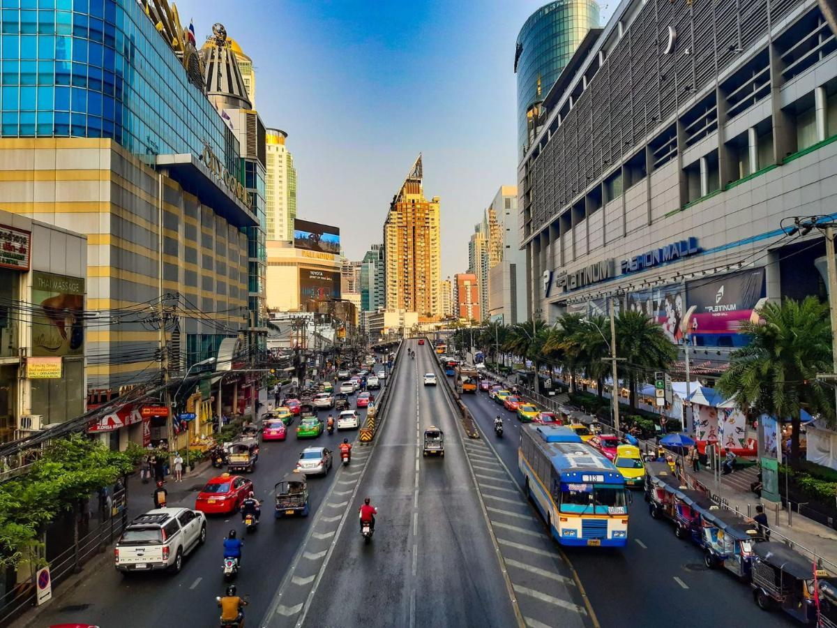 Go Suvarnabhumi Airport - One Way Shuttle Service Drop-off รถส่งสนามบินฟรี Apartment Bangkok