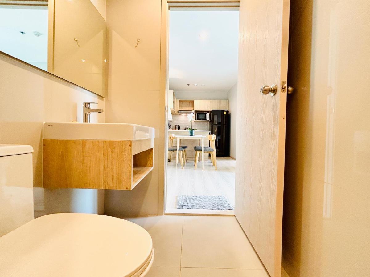Nue Noble Srinakarin Apartment Bangkok