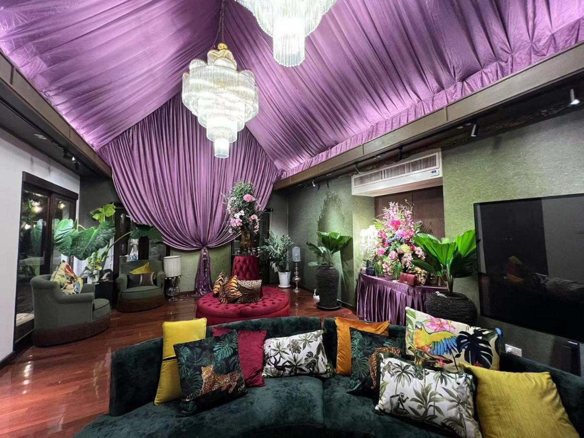Villa Centre Luxurious