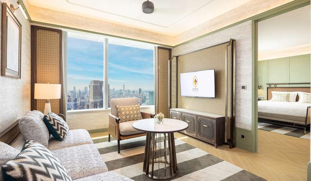 Eastin Grand Phayathai Hotel