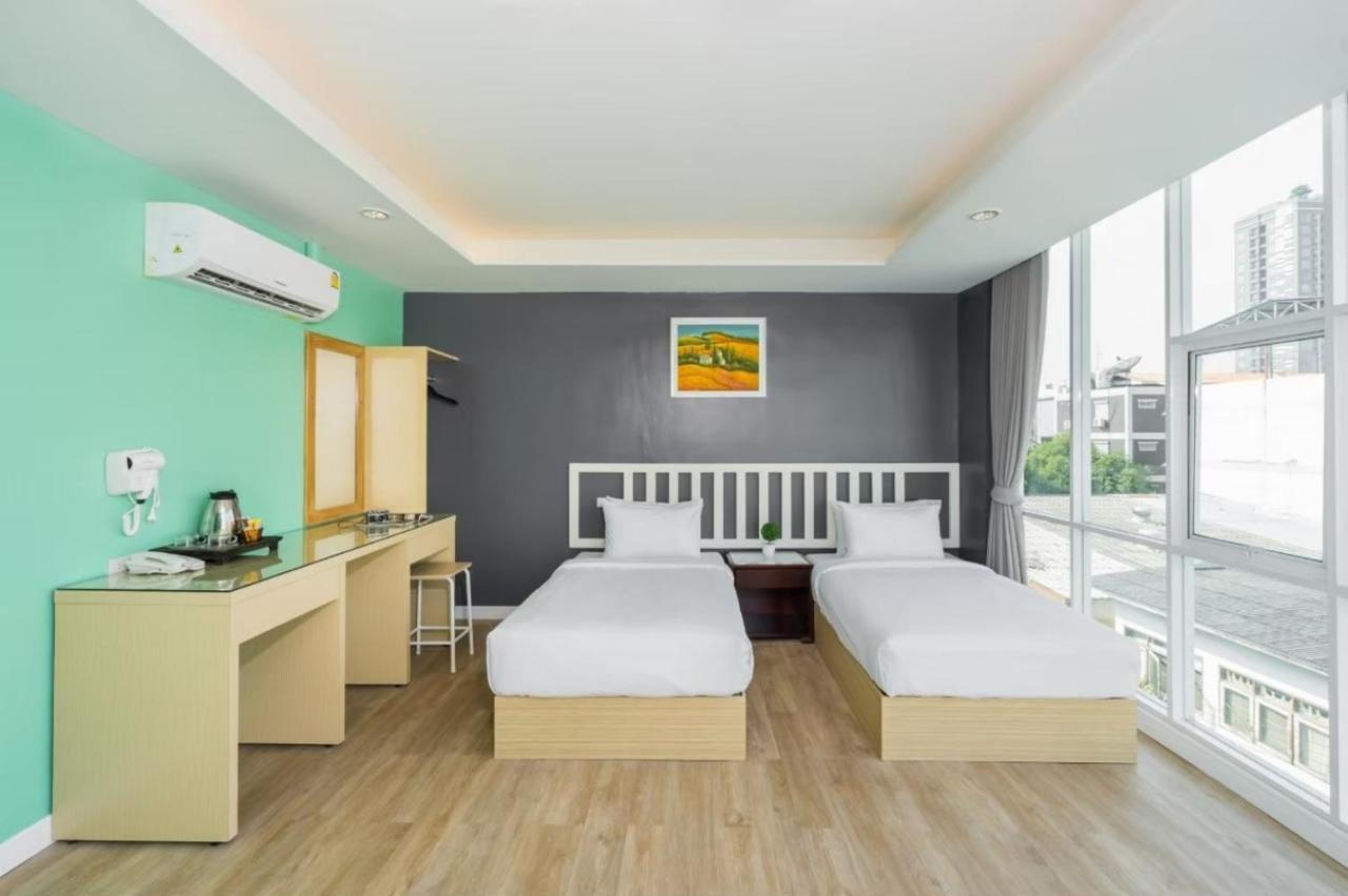 Hotel Metro Link Ratchada