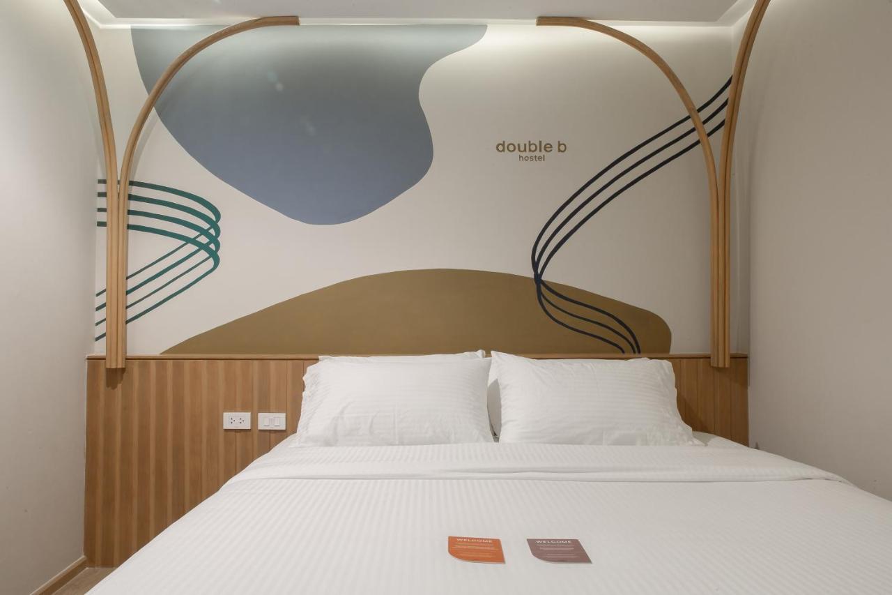 Hostel Double B