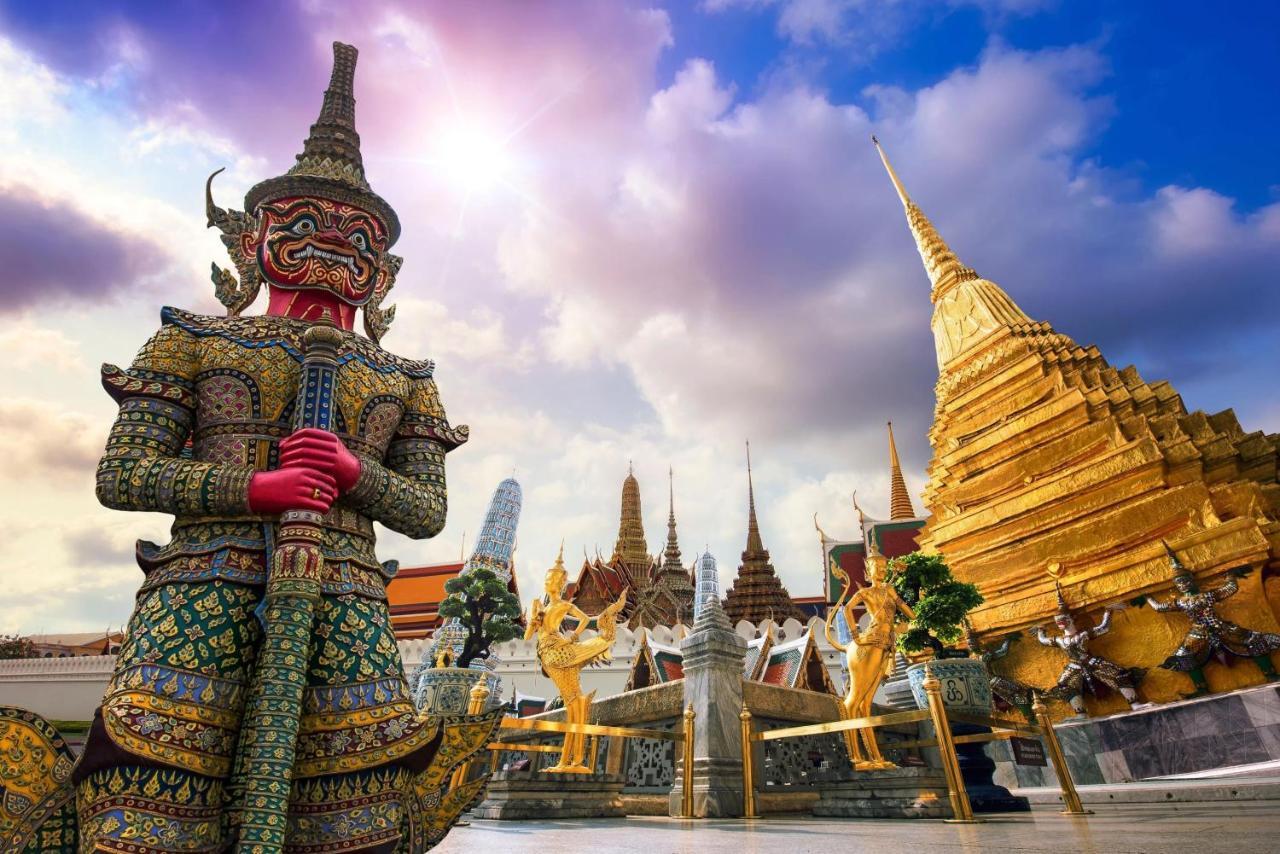 ปิดชั่วคราว สนามบิน * Bangkok