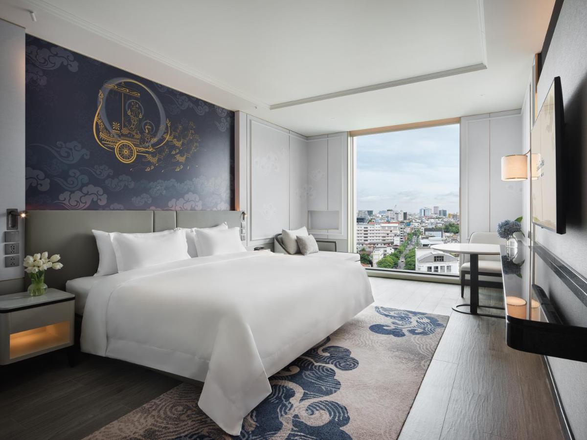 Grande Centre Point Surawong Hotel