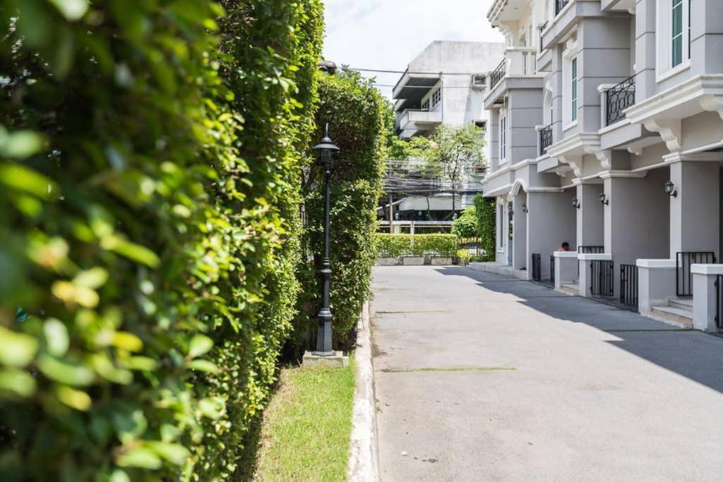 Villa Miq Asoke202 Pool - Asoke Bts 16 Pax Bangkok