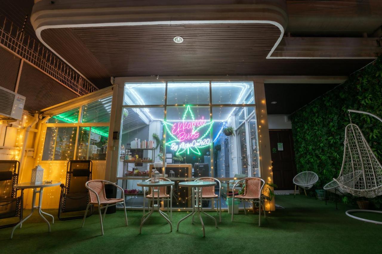 420 - Ekkamai Buds & Beds *