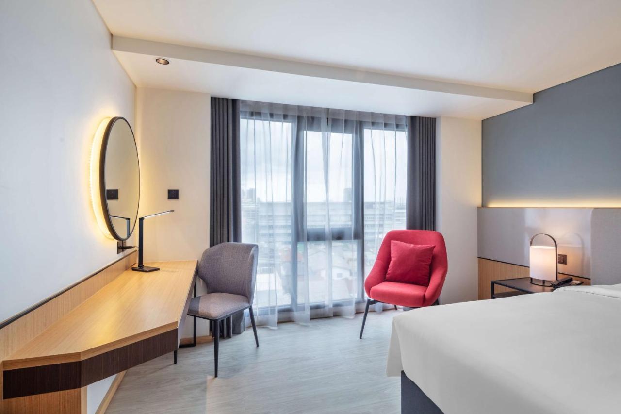 Hotel Western Click Sathorn 11 4*