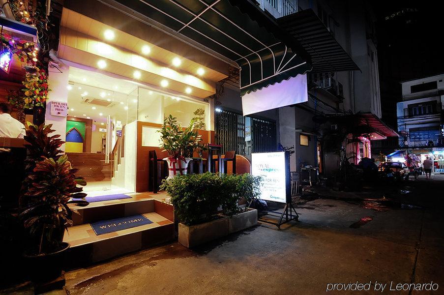 Royal Express Inn