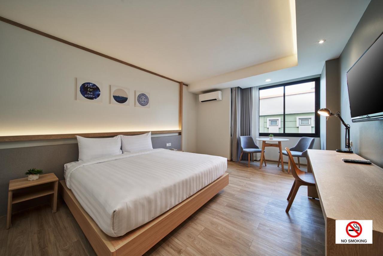 Prom Hotel Bangkok