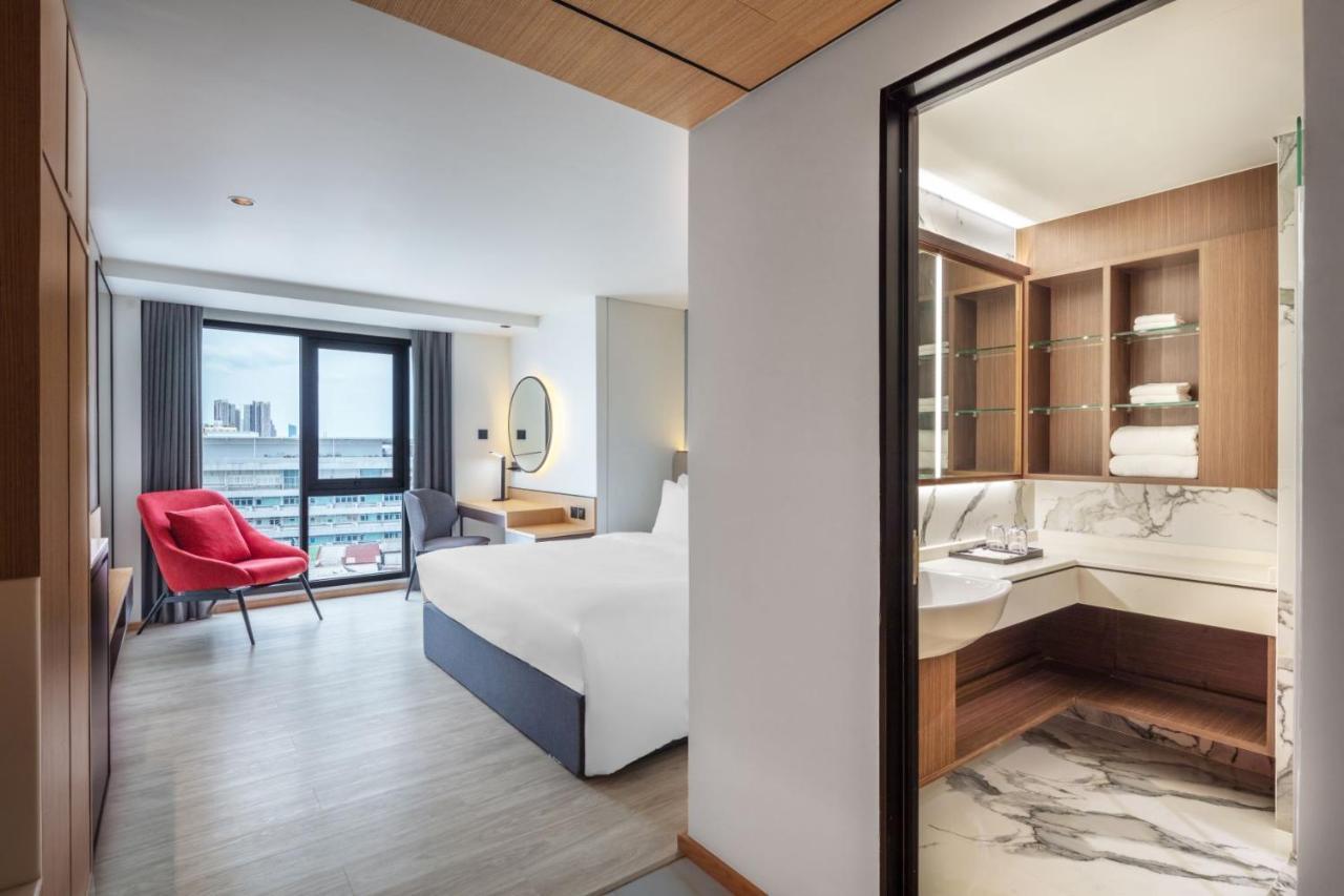 Hotel Western Click Sathorn 11