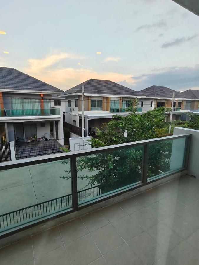 Peaceful Place In The Villa