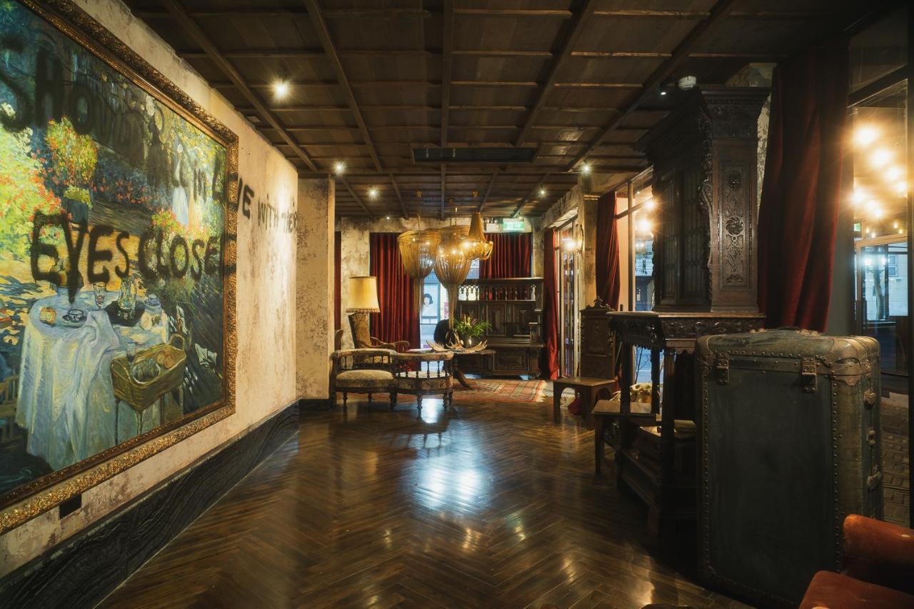 Hotel Baan Tuk Din Banguecoque