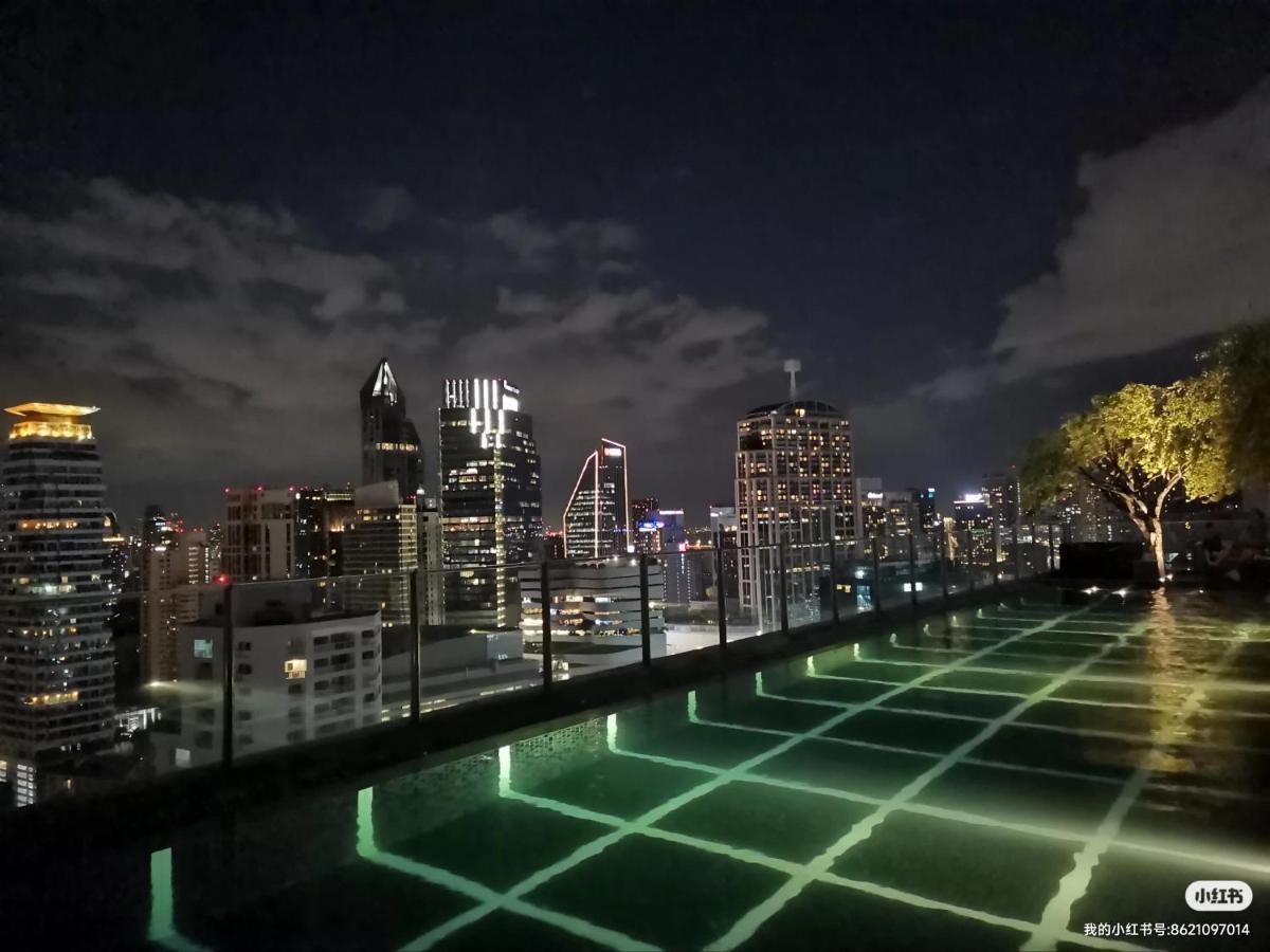 小憩 屋顶无边泳池 Terminal21 Phrom Phong Asok 21航站楼 阿索