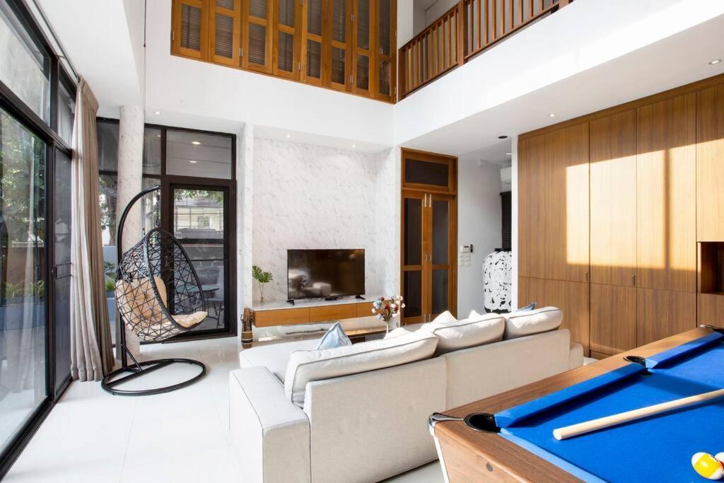 Luxury Pool Thonglor Bangkok