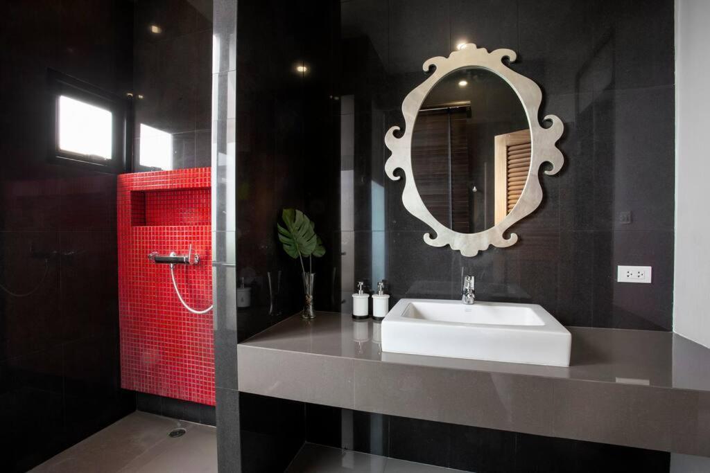 Luxury Pool Thonglor Villa