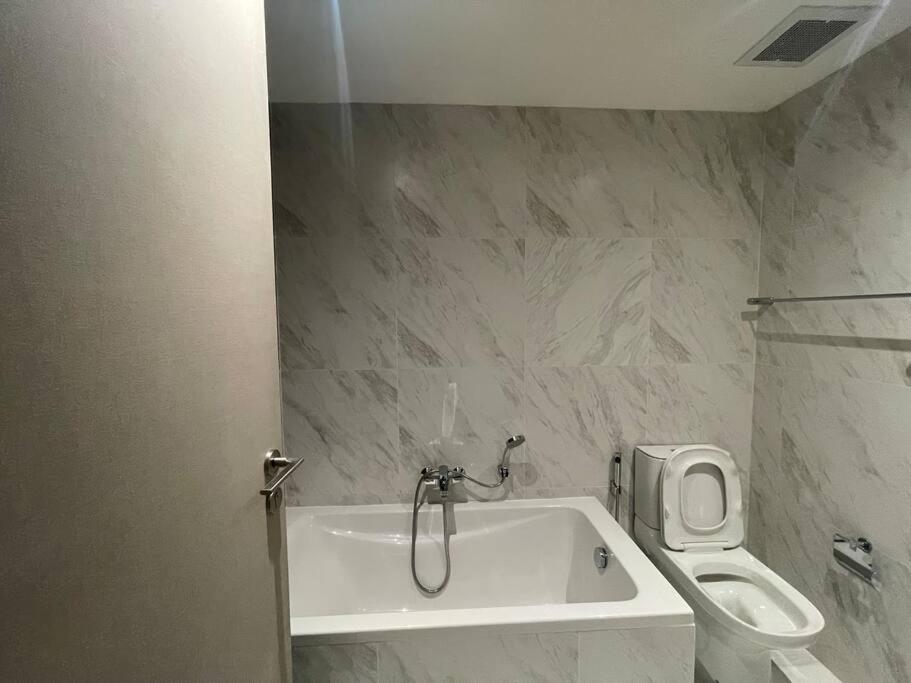 Apartment Aoske Terminal21 Nana Two Bedroom 暹罗 四面佛 火车夜市 813 Bangkok