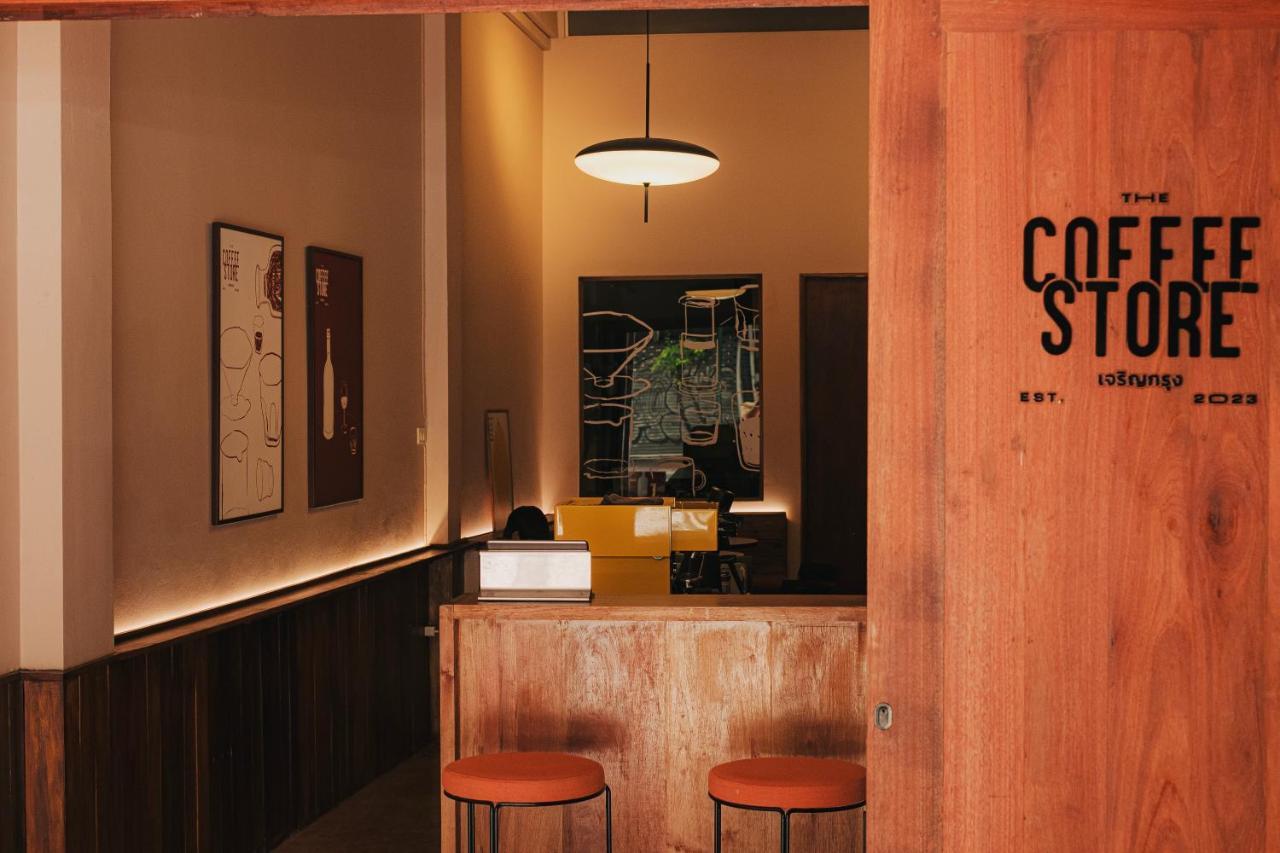 Cozy At The Coffee Store Charoenkrung Bed & Breakfast *