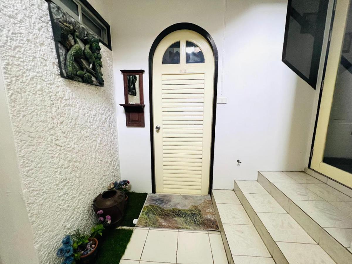 Ree House@soi Cowboy-asoke Bts-mrt Wisma tamu
