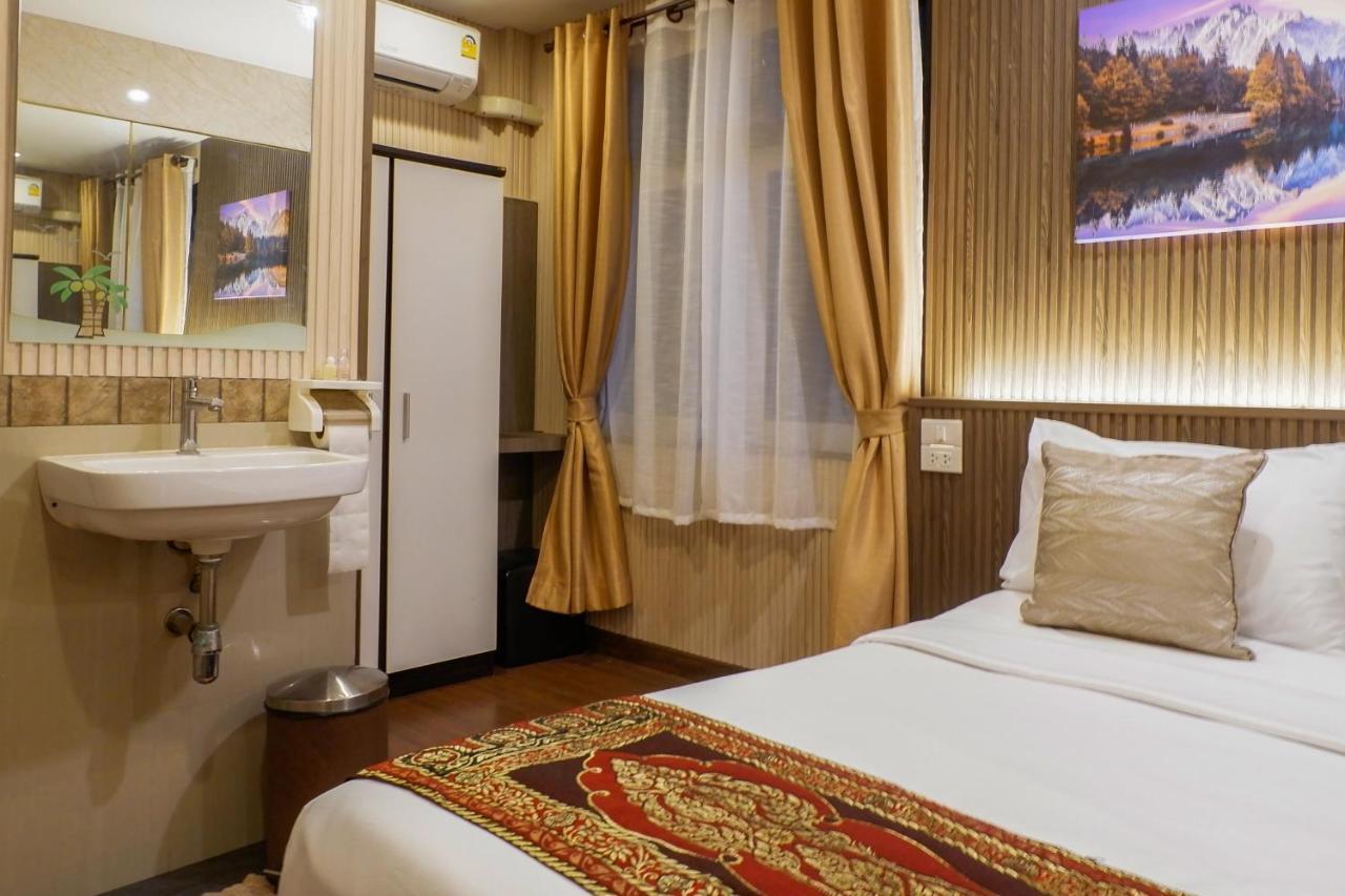 Hostel Usman Halal
