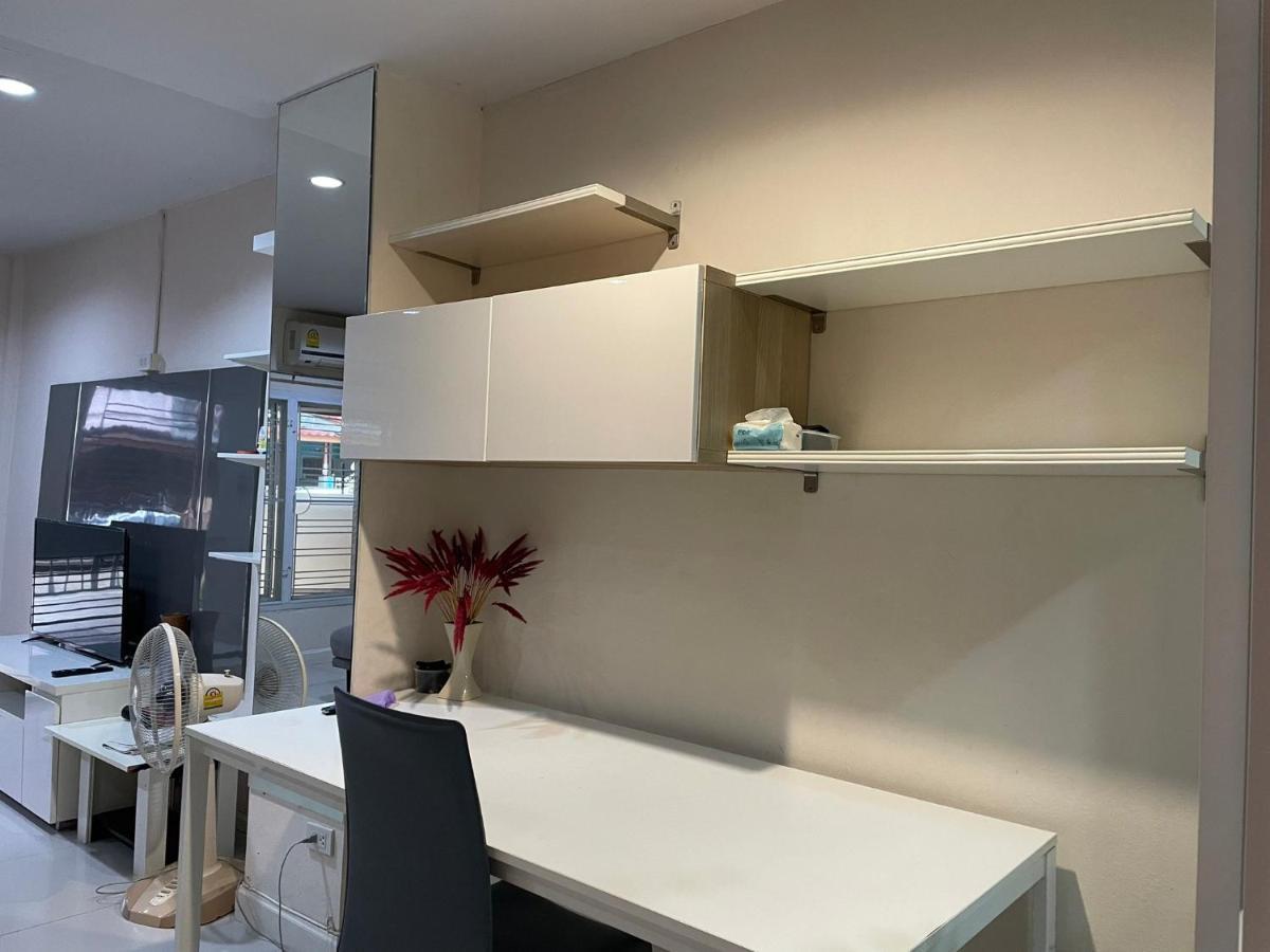 Apartment Townhouse 2 Floors @lertubon Watcharaphon