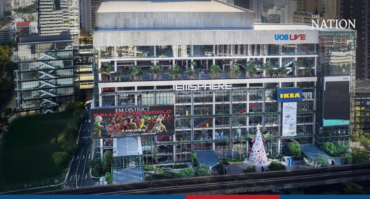 Luxurious In Sukhumvit Apartment
