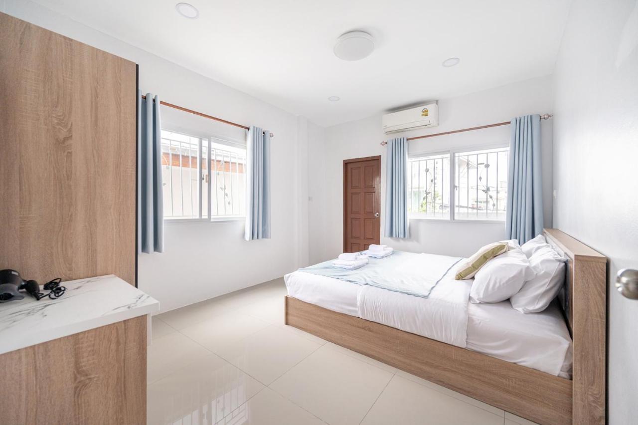 Miq Hk111-4br Ratchada-huaykwang 14pax