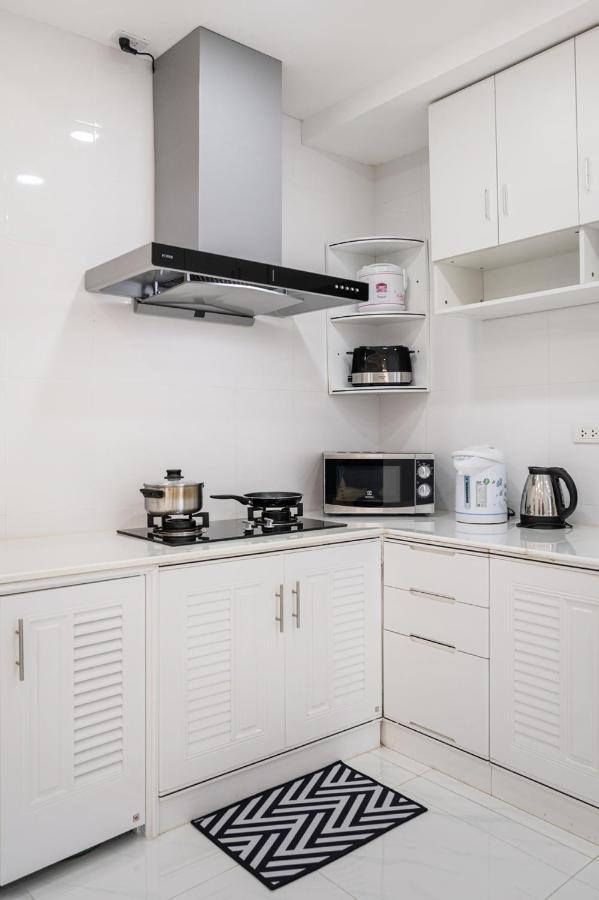 Apartment Miq Hk111-4br Ratchada-huaykwang 14pax