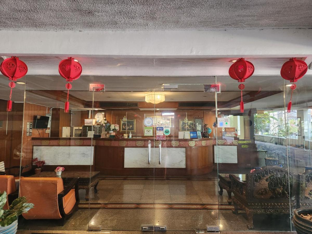 Interchange Tower Serviced - Sha Extra 3* Bangkok