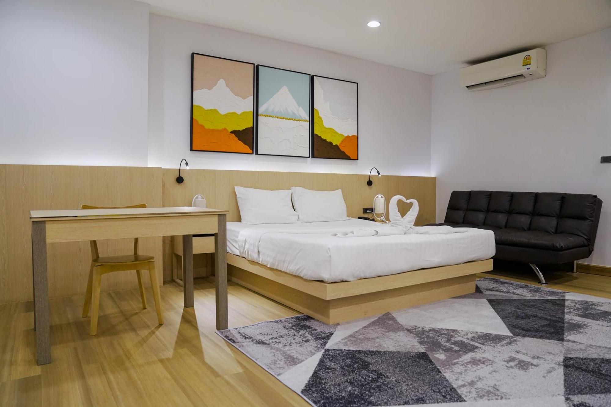Sakura Sky Hotel Bangkok